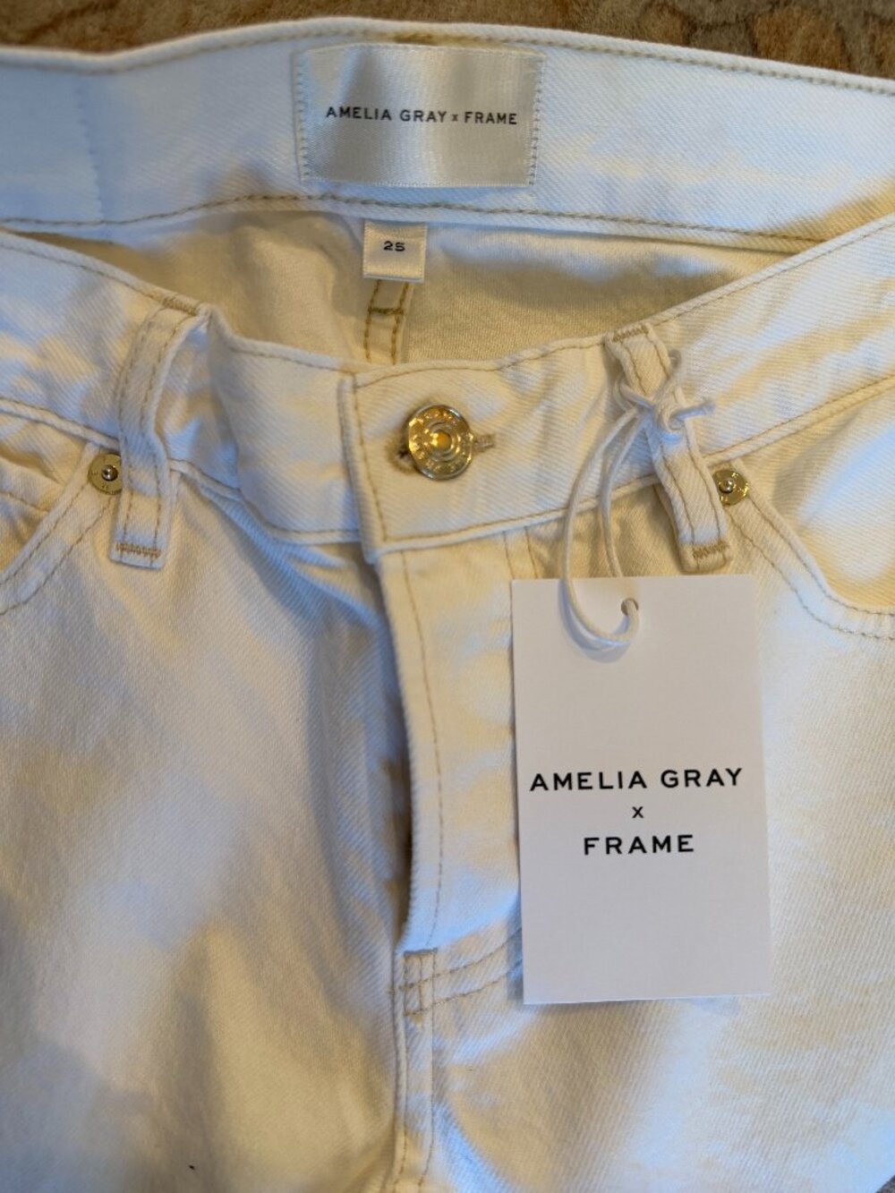 Amelia Gray x Frame The Gray Jean